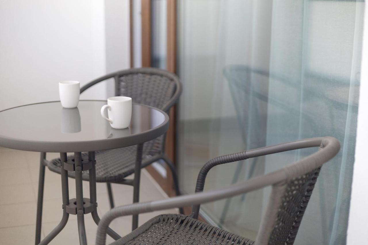 Metro Targówek Homely Apartment Varsóvia Exterior foto